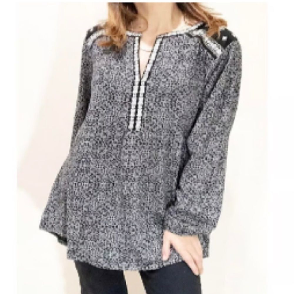 Lucky Brand Split V Neck Blouse, Black Ivory W Silver& Ivory Embroidery size 2X